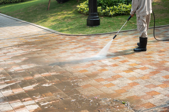 Professional driveway cleaning in Greater Manchester and Cheshire